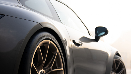 Porsche 911 992 GT3 Phone Wallpaper